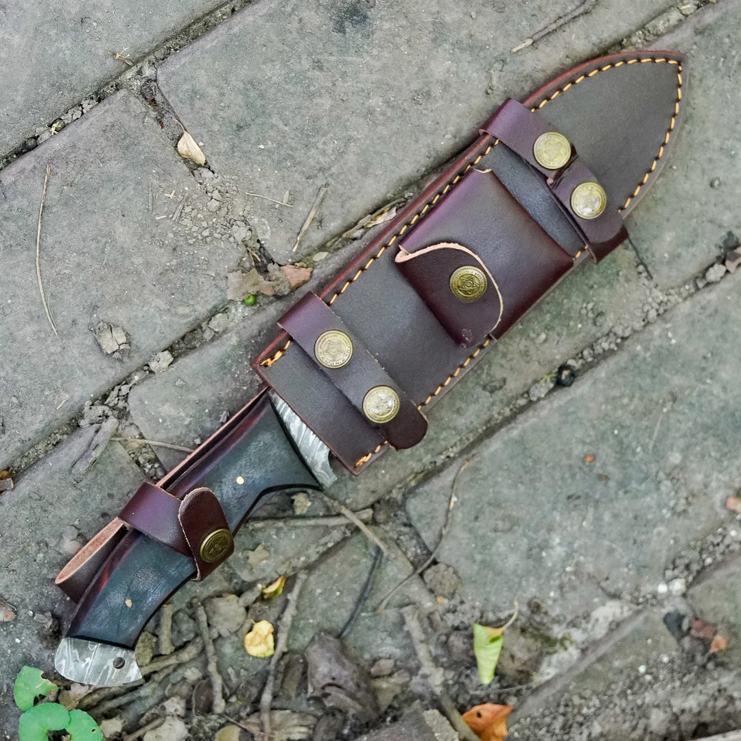 Bowie Knife- High Carbon Damascus Steel Blade-12"