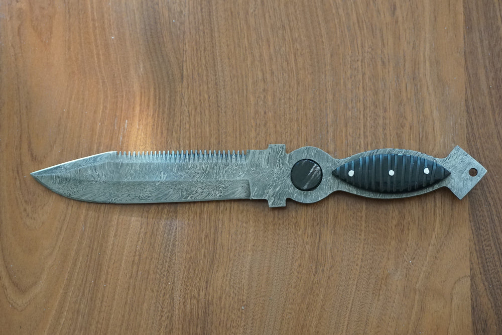 Hunting Knife- High Carbon Damascus Steel Blade- Bowie Knife