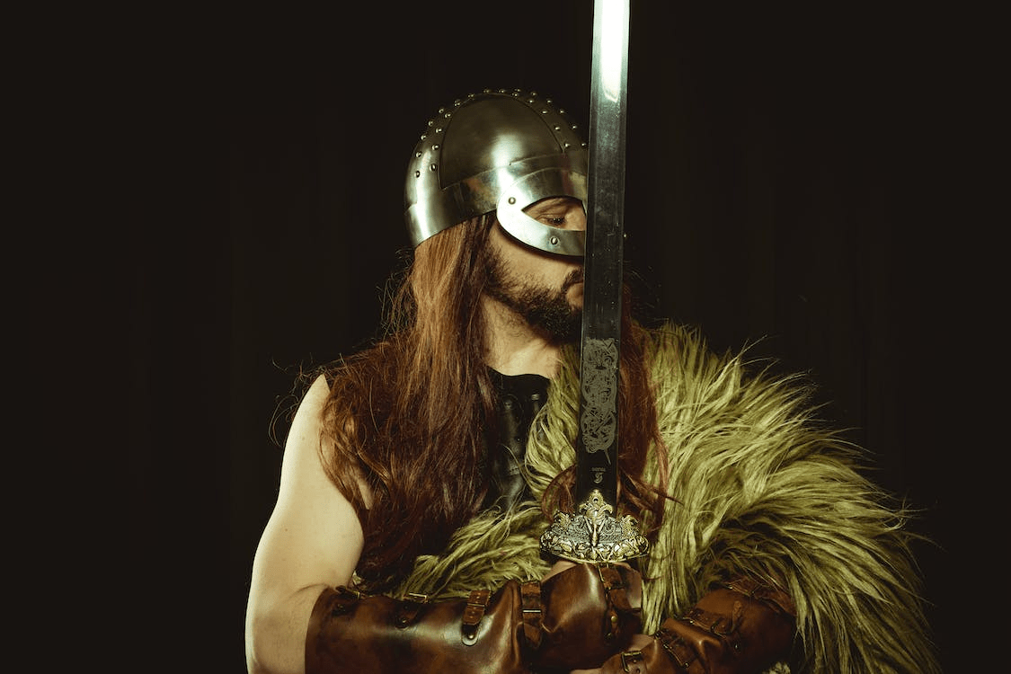 X Medieval Halloween Knight Costume - Battling Blades