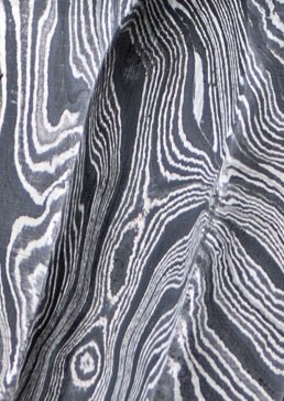 Revealing the Art in Artistry: Bringing Out the Damascus Pattern in Your Blade - Battling Blades