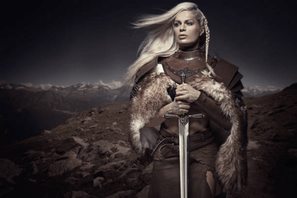 Rapier vs. Longsword: A Comprehensive Analysis of Two Iconic Medieval Swords - Battling Blades