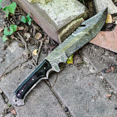 Bowie Knife with Gut Hook- High Carbon Damascus Steel Blade - Battling Blades