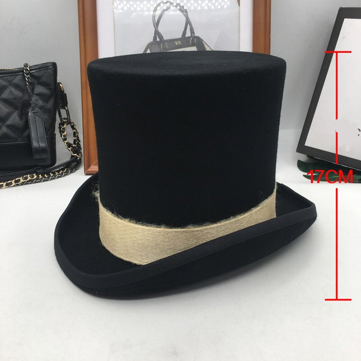 Medieval Majesty: Retro Gentleman's Top Hat