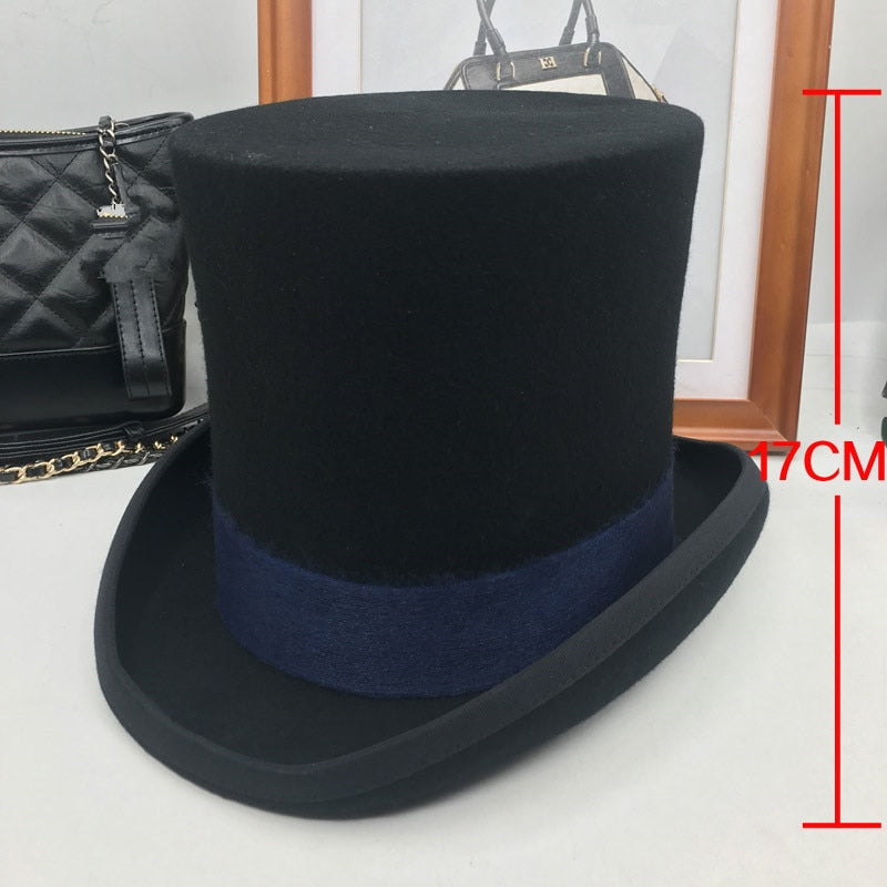 Medieval Majesty: Retro Gentleman's Top Hat