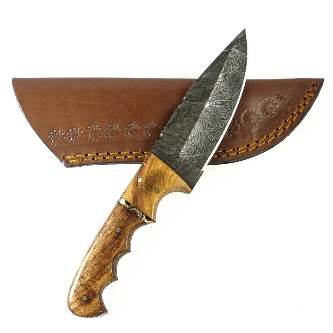 Skinning Knife/ Skinner Knife- High Carbon Damascus Steel Blade- Natural