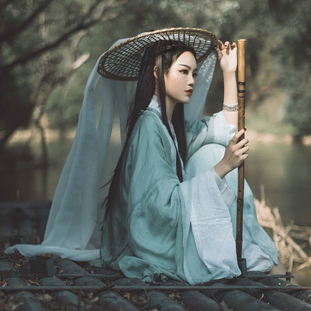 Renaissance Reverie: Tang Dynasty Hanfu Dress