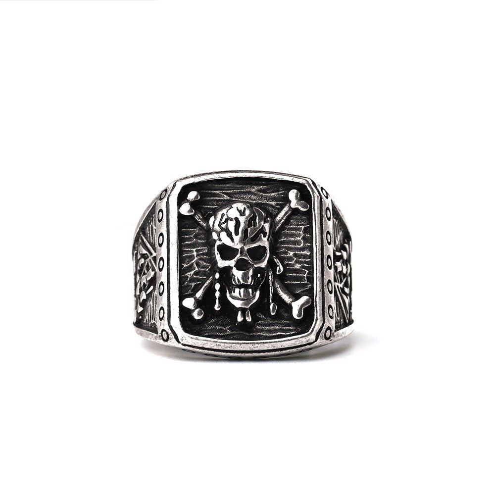 Skull Ring - Battling Blades
