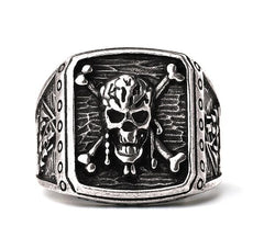 Skull Ring - Battling Blades