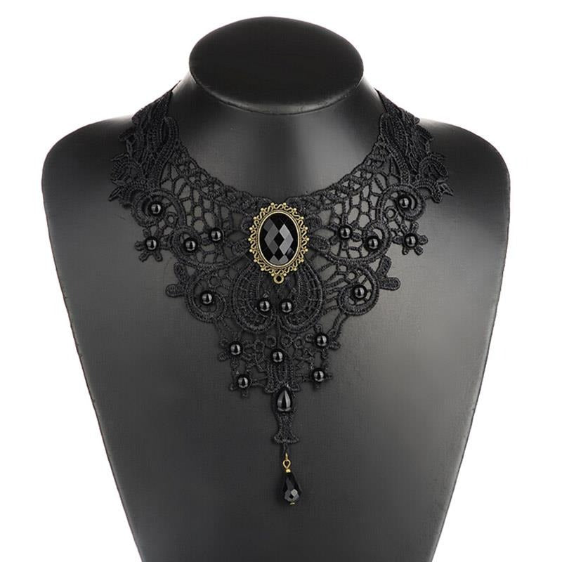 Renaissance Exquisite: Victorian Noir Choker - Battling Blades