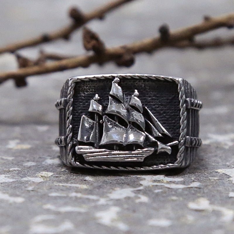Pirate Sailboat Ring- Black Pearl Style Sloops Ring - Battling Blades