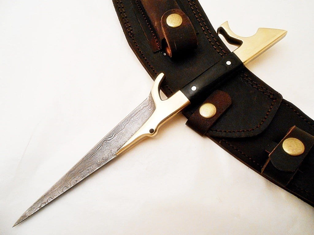 Skinner Knife- Hunting Knife- High Carbon Damascus Steel Blade - Battling Blades